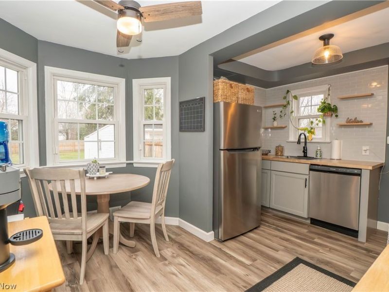 4207 W 226th Street , Fairview Park, OH 44126 Photo 8