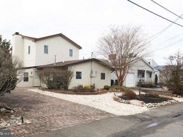 6 BEACH DRIVE, TUCKERTON, NJ 08087