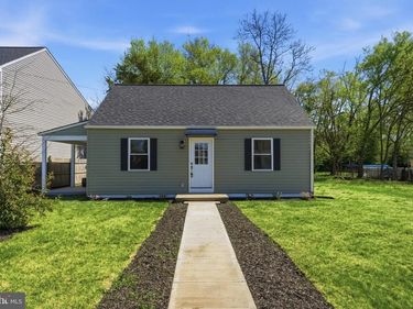 179 MANSFIELD STREET, FREDERICKSBURG, VA 22408