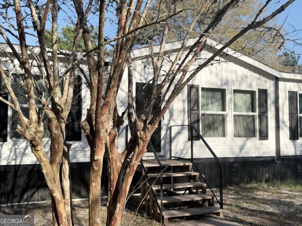 161 Sweetgum Road, Hortense, GA 31543