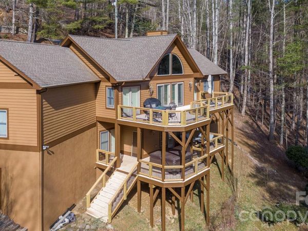 446 Windridge Drive , Sugar Grove, NC 28679