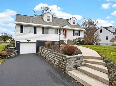 101 Heather Lane, Camillus, NY 13031