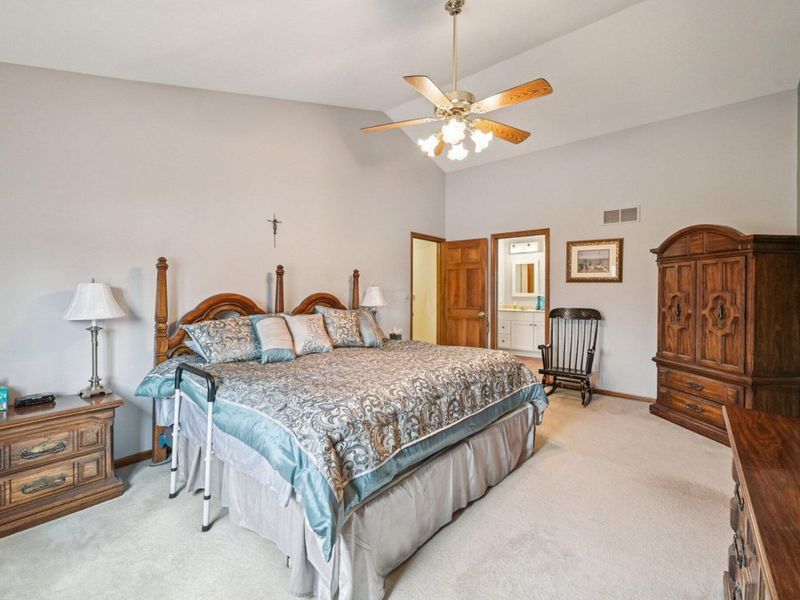 390 Ashford Drive , Westerville, OH 43082 Photo 36