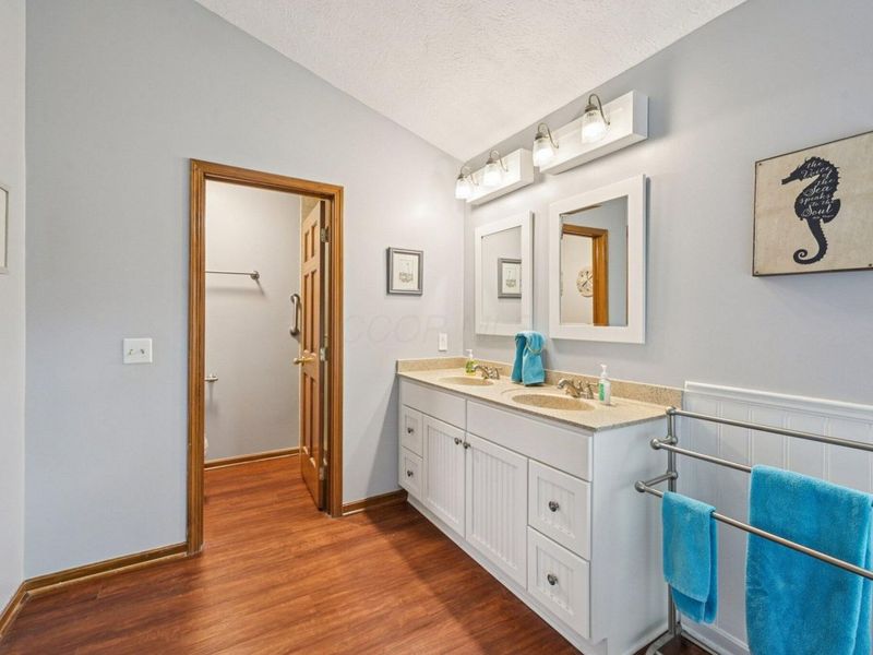 390 Ashford Drive , Westerville, OH 43082 Photo 39