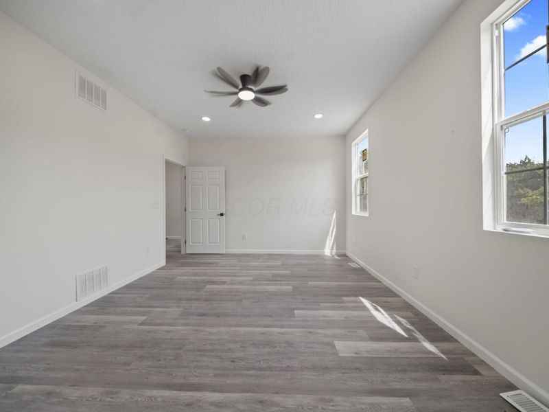 1551 Metcalfe Avenue, Obetz, OH 43207 Photo 9