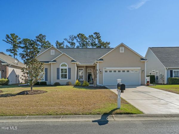 662 Meadowbrook Lane NW, Calabash, NC 28467