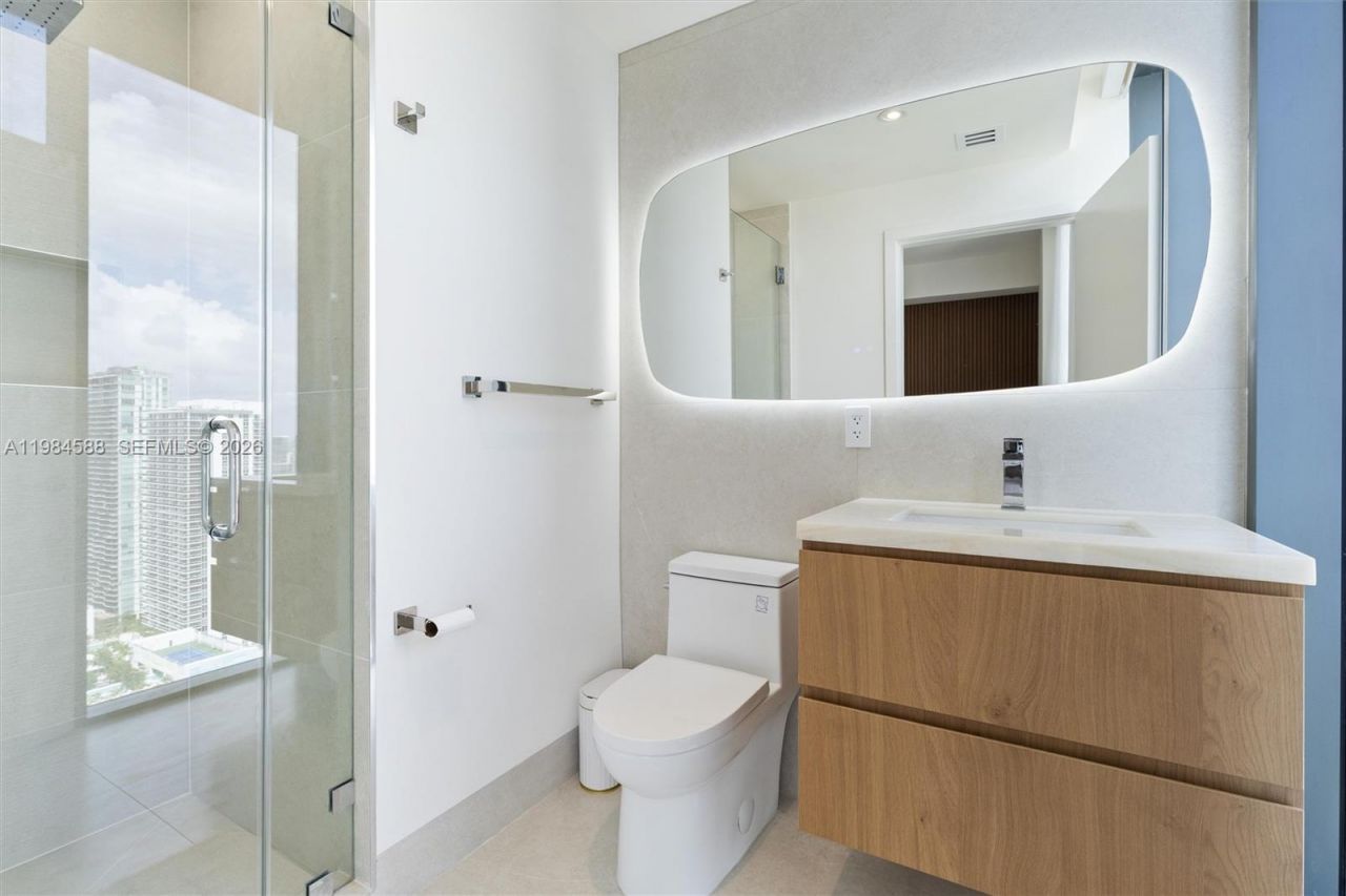 700 NE 24th St, Unit 3201, Miami, FL 33137 Photo