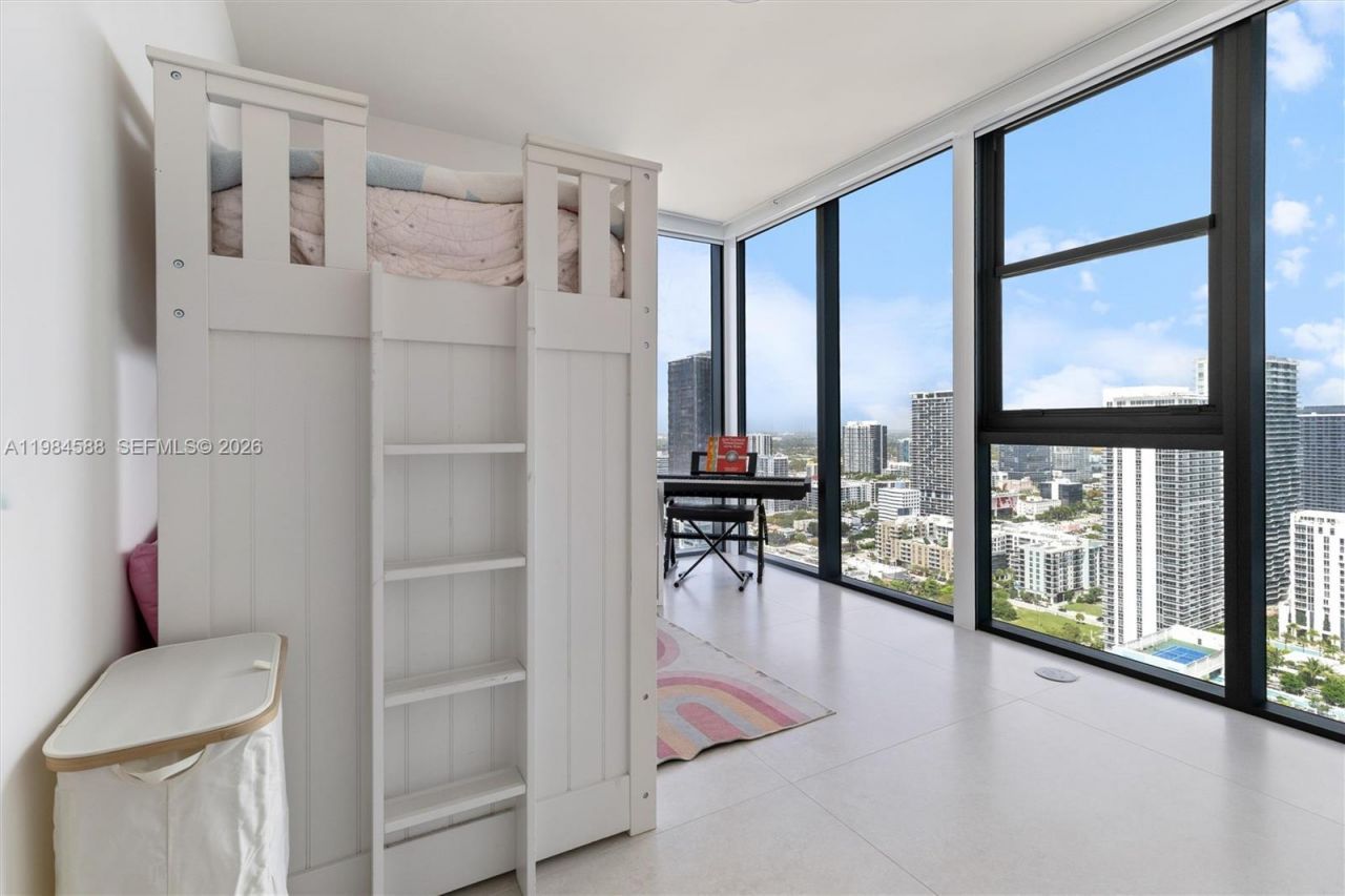 700 NE 24th St, Unit 3201, Miami, FL 33137 Photo