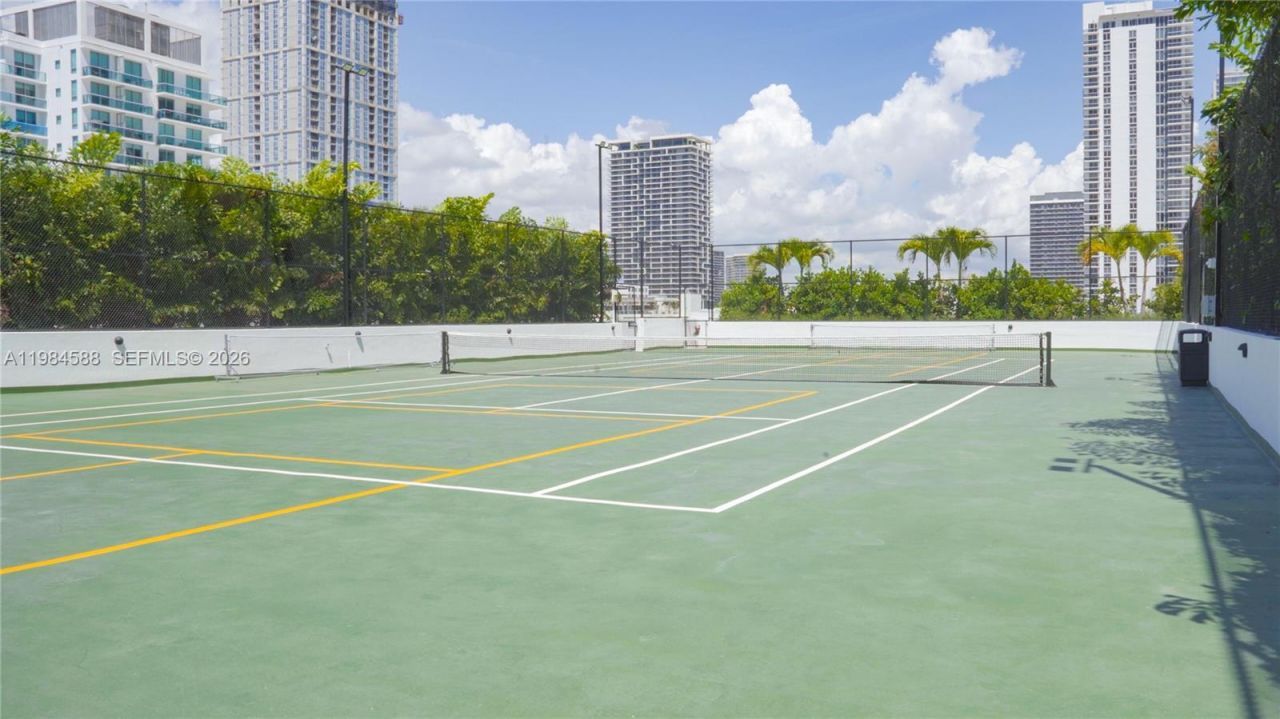 700 NE 24th St, Unit 3201, Miami, FL 33137 Photo