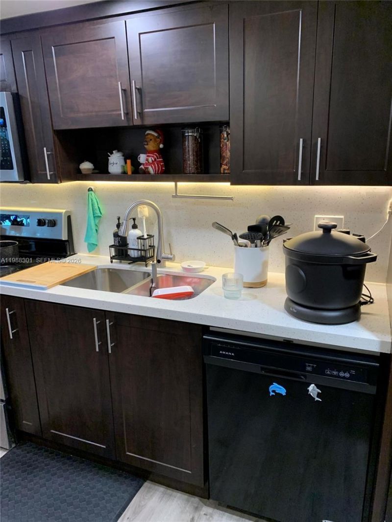 6611 SW 41st Pl , Unit 48, Davie, FL 33314 Photo