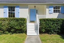 1110 Oceanview Road photo 4