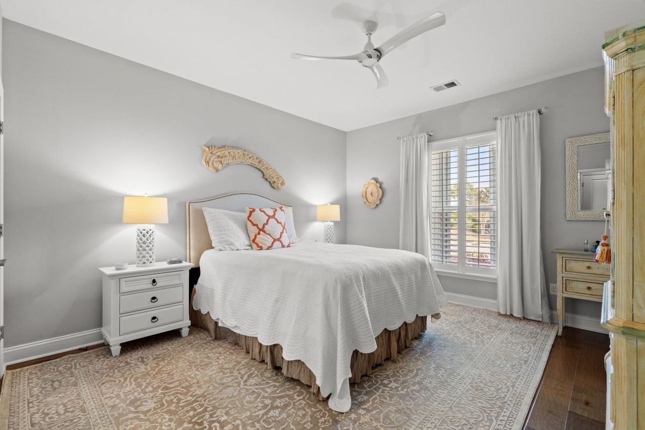 6155 Trieste St.  Photo 16