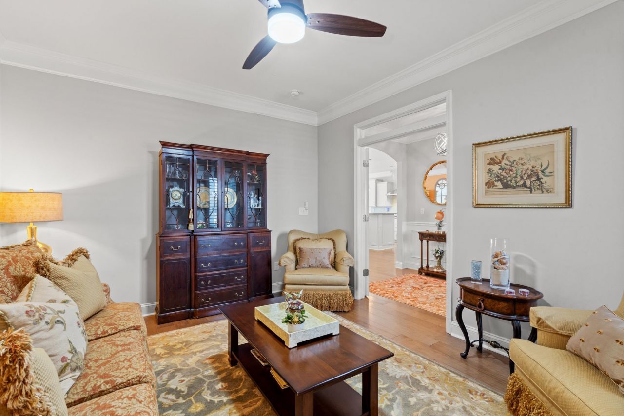 6155 Trieste St.  Photo 7