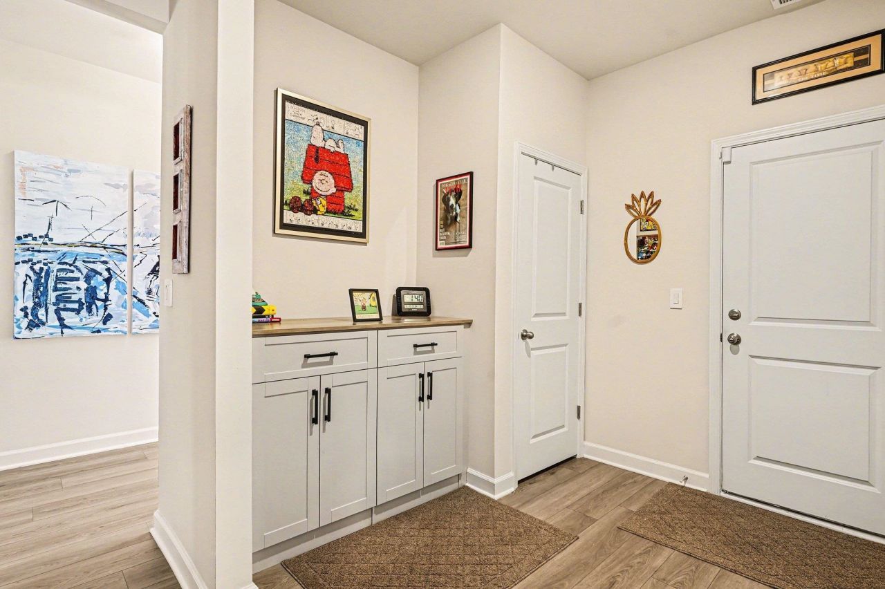 8002 Watercress St  Photo 26