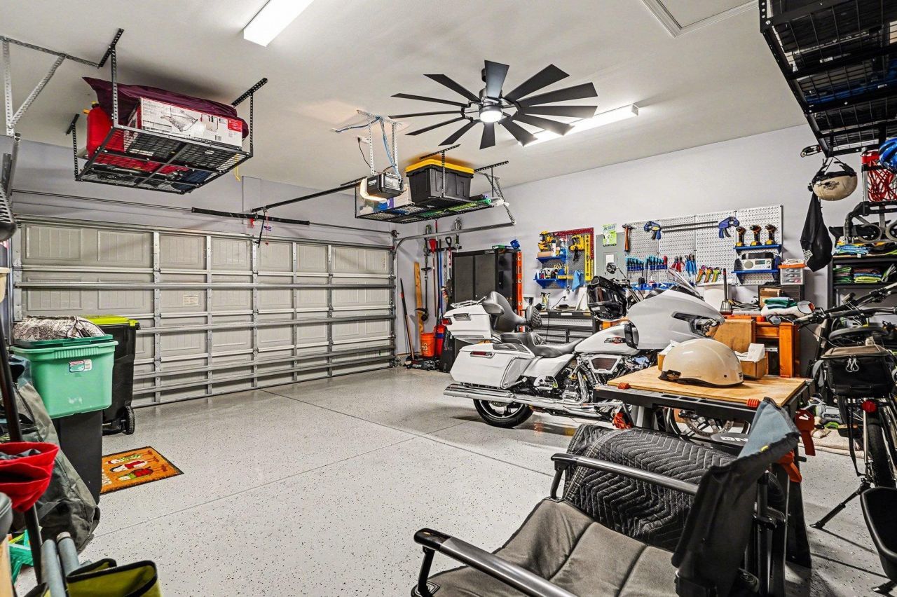 8002 Watercress St  Photo 30