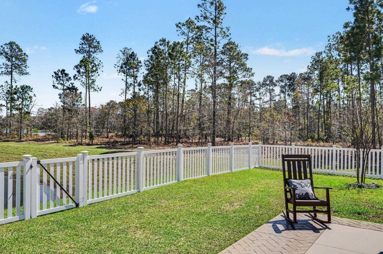 8002 Watercress St  Photo 33