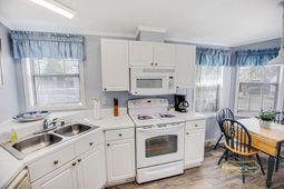 1693 Mason Circle photo 4