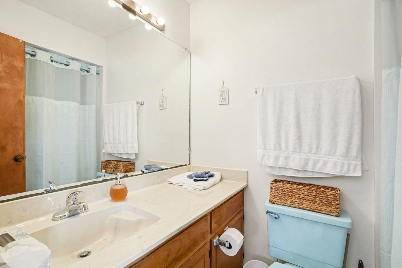 2607 Sand Dunes Dr. Photo 17