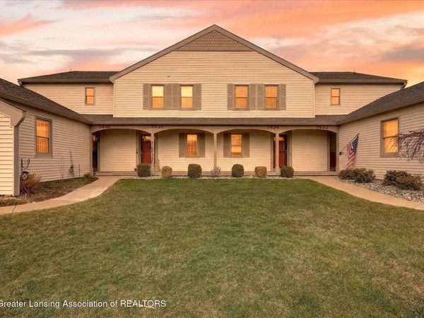 7436 Creekside, Lansing, MI 48917