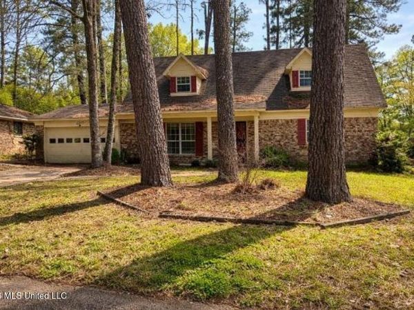 1357 Canterbury Lane, Jackson, MS 39212