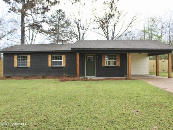 1304 NE 1st Avenue, Magee, MS 39111