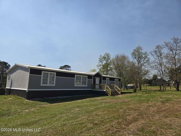 18420 Miller Edwards Road, Saucier, MS 39574