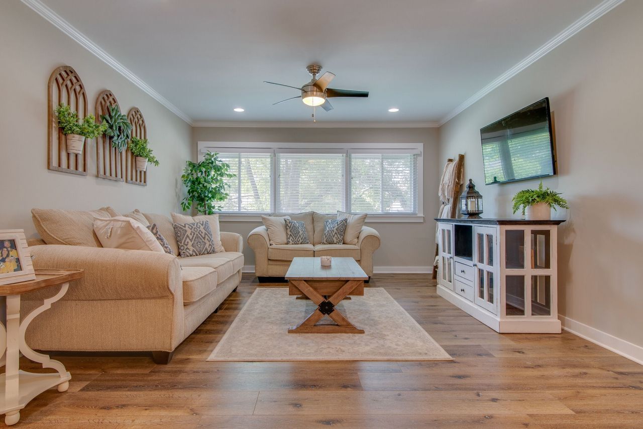 1900 Richard Jones Rd, Unit R4, Nashville, TN 37215 Main Photo