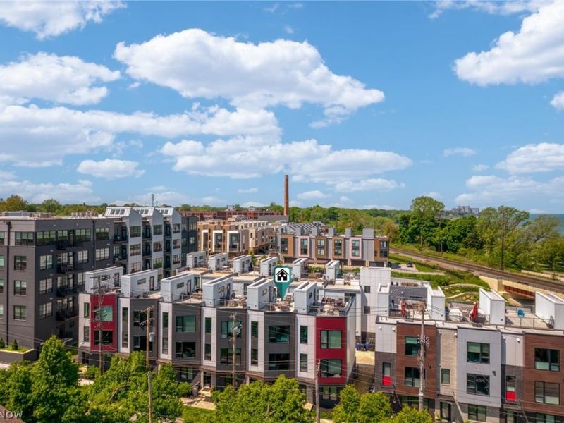 1240 W 70th Street, Cleveland, OH 44102 Photo 4