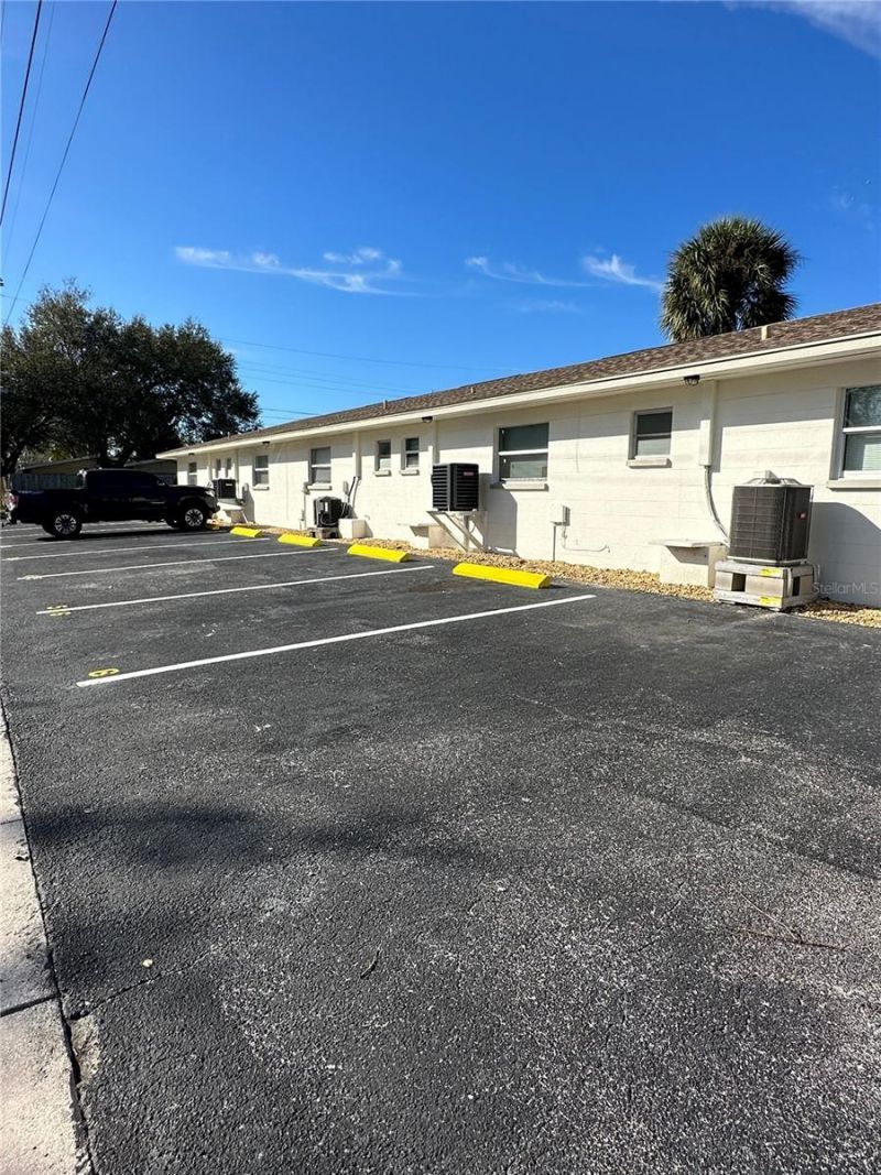 500 75th Avenue N, Unit 2,4, Saint Petersburg, FL 33702 Photo