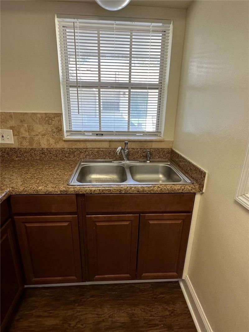 500 75th Avenue N, Unit 2,4, Saint Petersburg, FL 33702 Photo