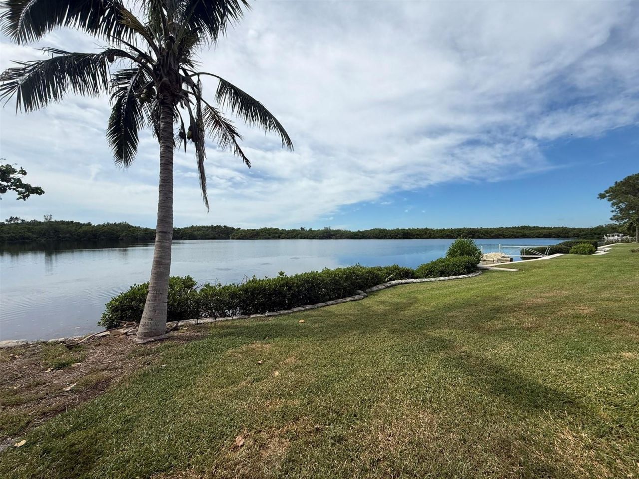 1070 Sanabel Court Ne, Saint Petersburg, FL 33702 Photo