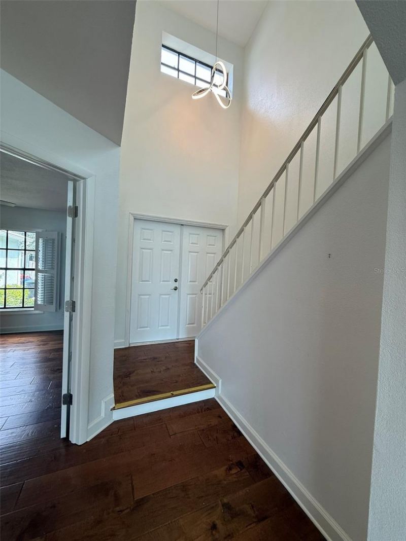 1070 Sanabel Court Ne, Saint Petersburg, FL 33702 Photo