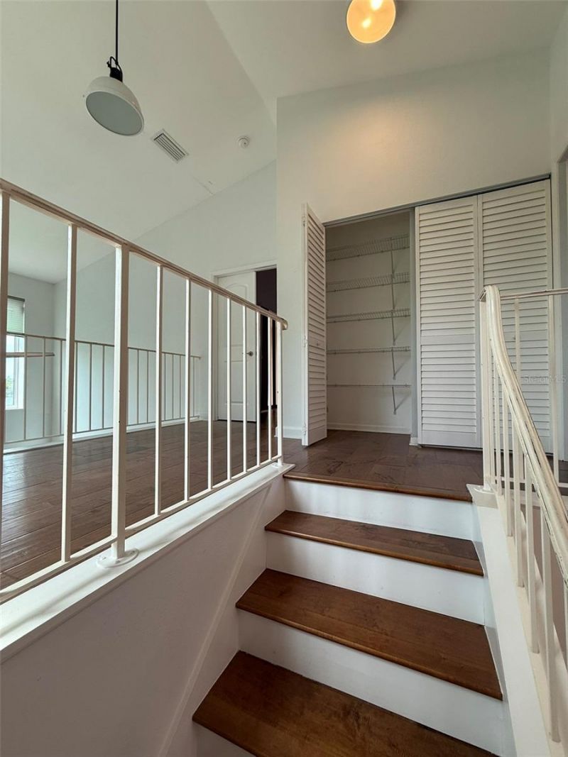 1070 Sanabel Court Ne, Saint Petersburg, FL 33702 Photo