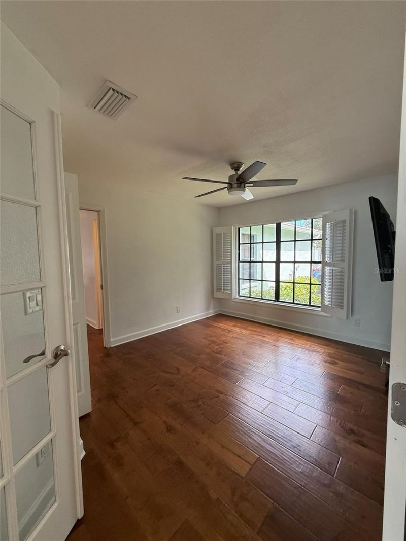 1070 Sanabel Court Ne, Saint Petersburg, FL 33702 Photo