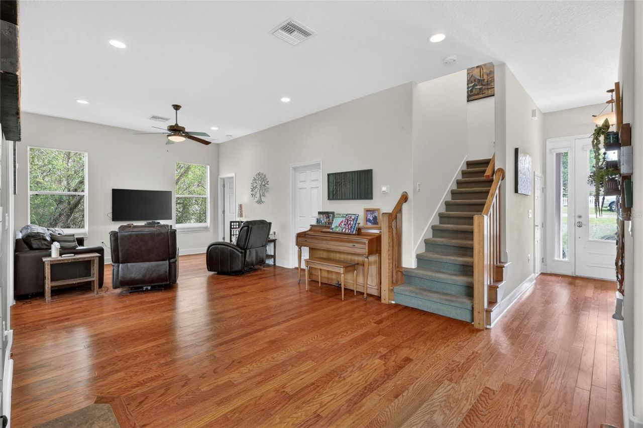 929 Carlton Avenue , Lake Wales, FL 33853 Photo