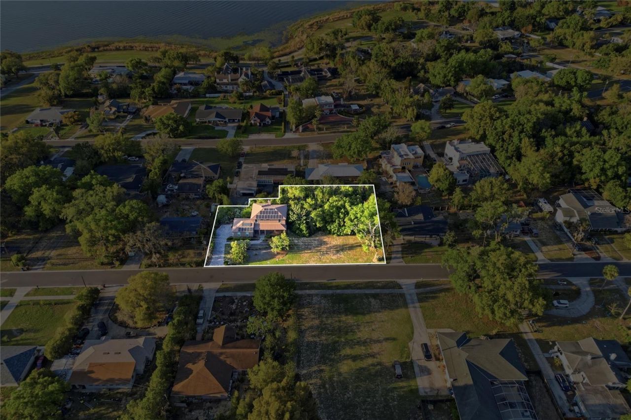 929 Carlton Avenue , Lake Wales, FL 33853 Photo