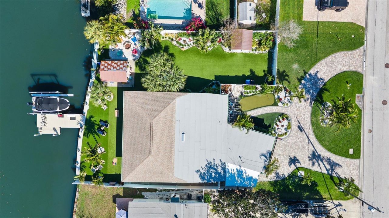 1567 Delaware Avenue Ne, Saint Petersburg, FL 33703 Photo