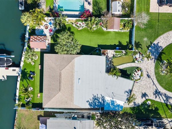 1567 DELAWARE AVENUE NE, ST PETERSBURG, FL 33703