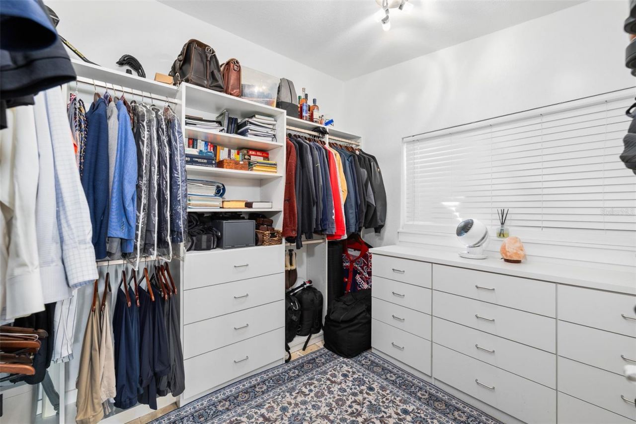 1567 Delaware Avenue Ne, Saint Petersburg, FL 33703 Photo