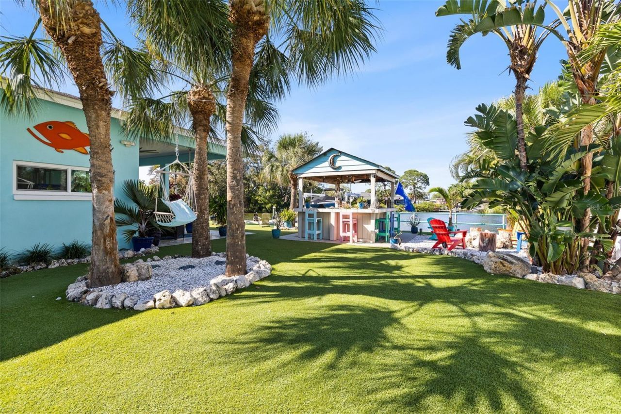 1567 Delaware Avenue Ne, Saint Petersburg, FL 33703 Photo