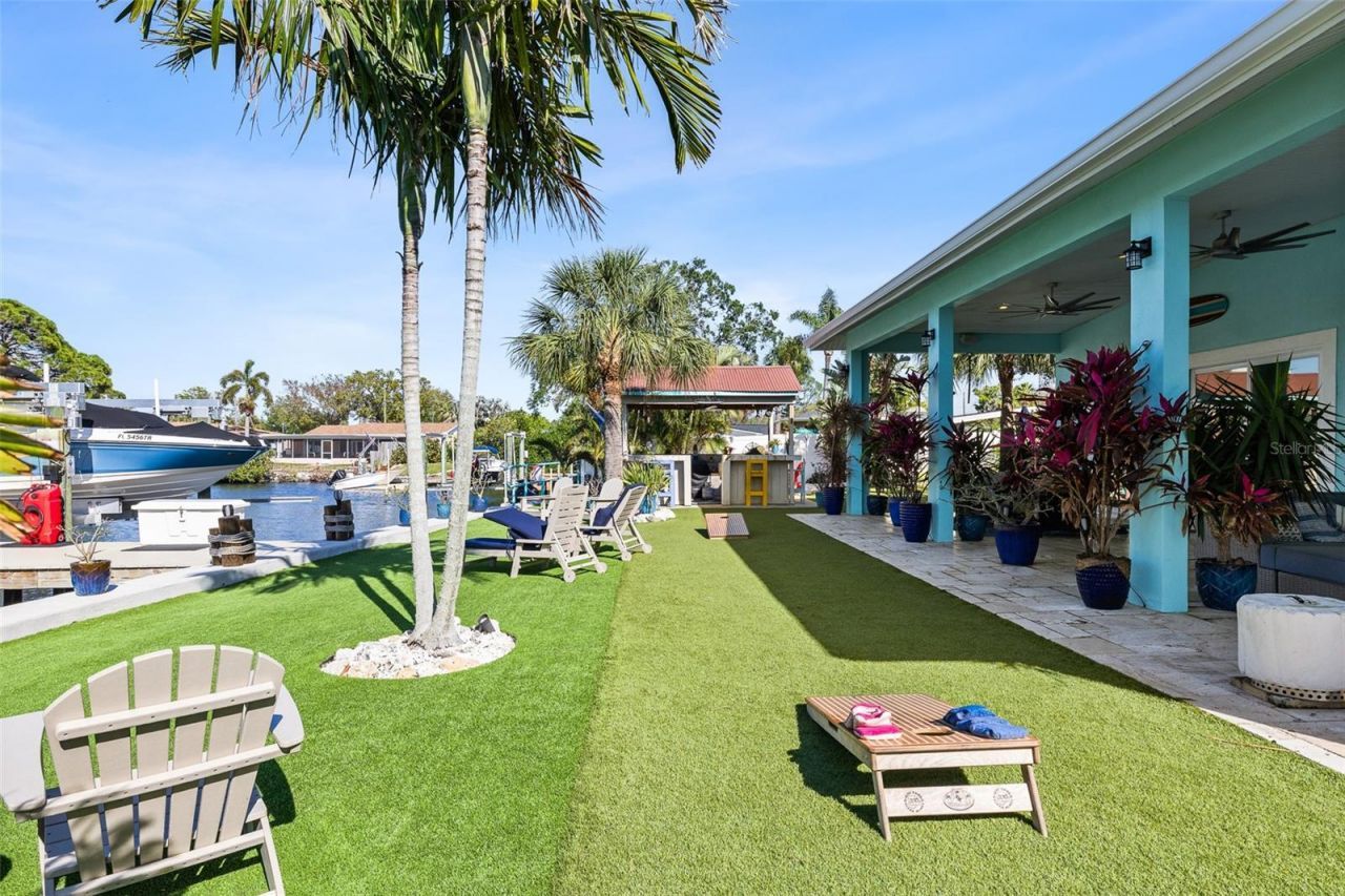 1567 Delaware Avenue Ne, Saint Petersburg, FL 33703 Photo