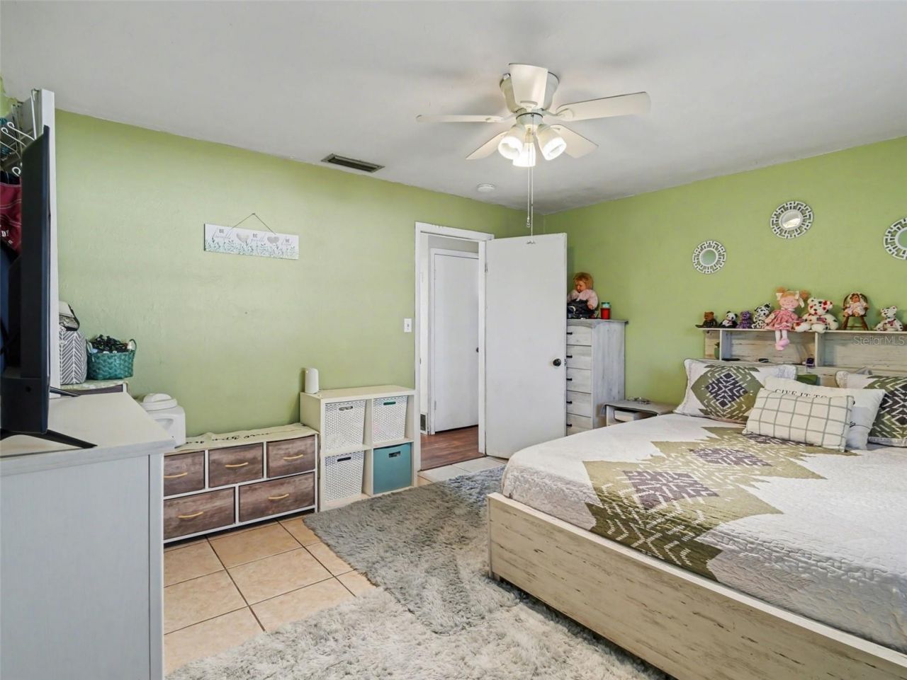 2737 Jay Place , Unit 4, Sarasota, FL 34235 Photo
