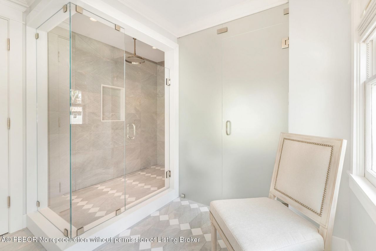 142 Seabreeze Avenue, Palm Beach, FL 33480 Photo