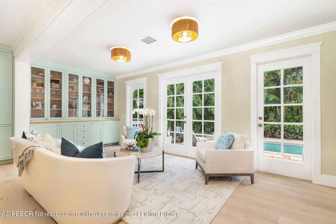 142 Seabreeze Avenue, Palm Beach, FL 33480 Photo