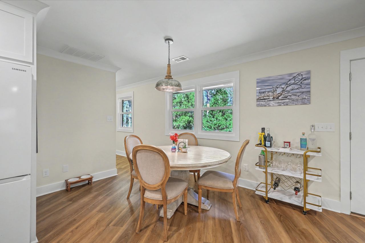 1854 Hutton Court Photo 14