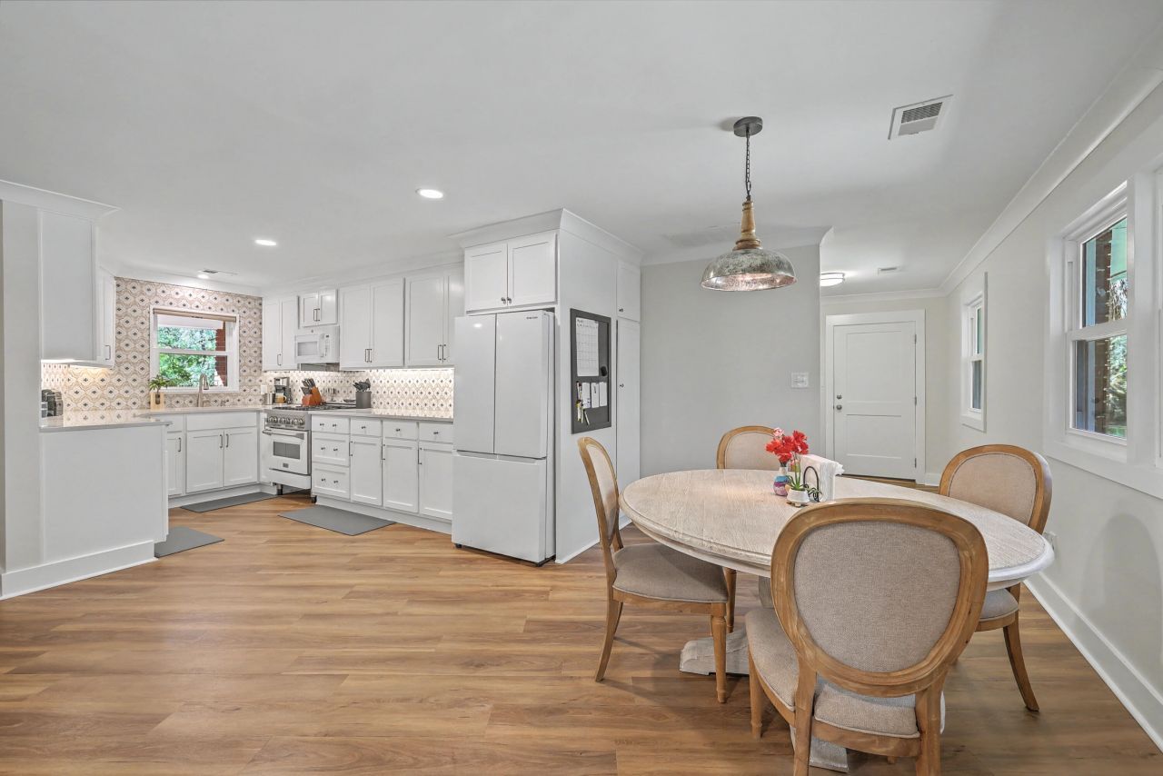 1854 Hutton Court Photo 15