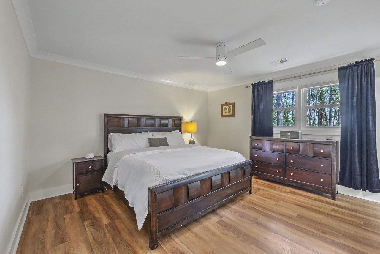 1854 Hutton Court Photo 23