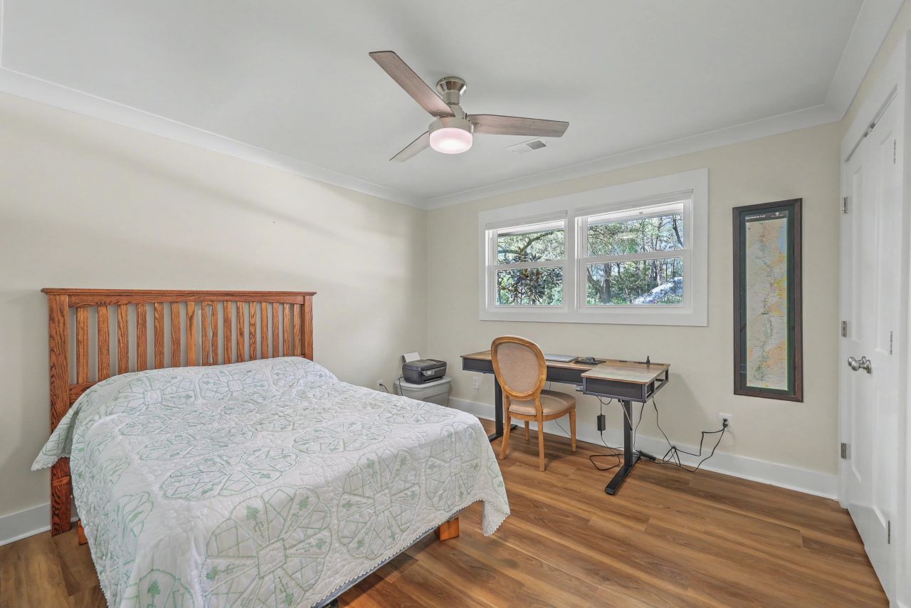 1854 Hutton Court Photo 27