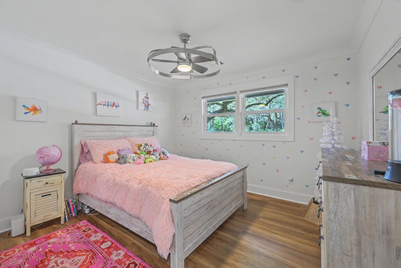 1854 Hutton Court Photo 28