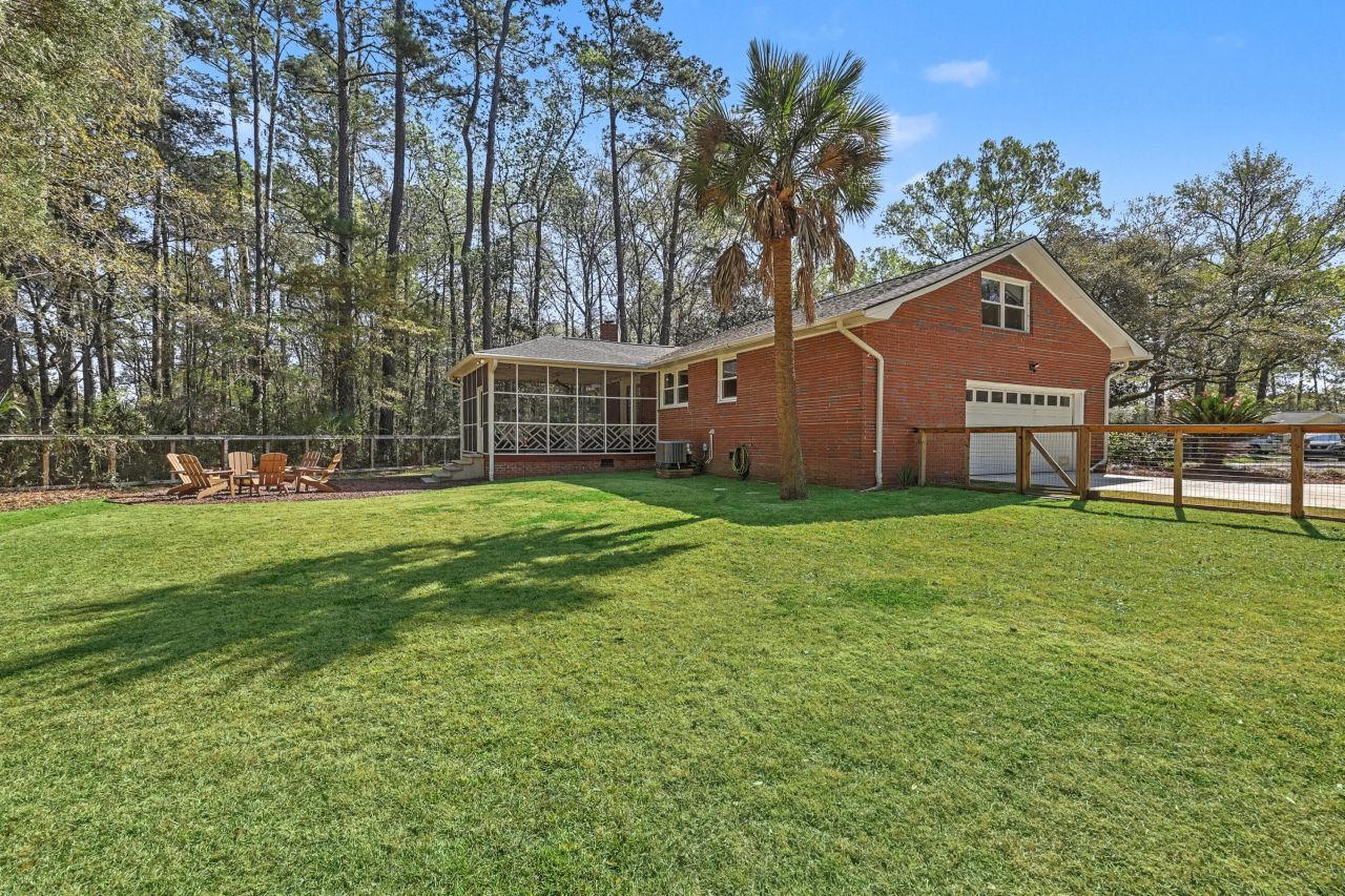 1854 Hutton Court Photo 38